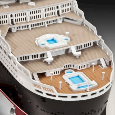 Revell, Queen Mary 2, 1:700