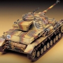 Academy, Panzer IV H w/ armor, 1:35